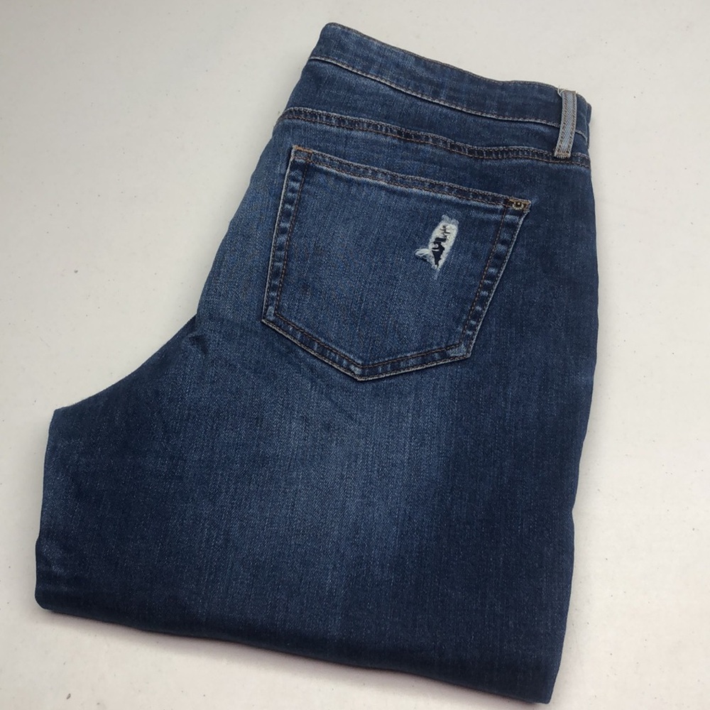 R JEANS DISTRESS EMBROIDERED STRAIGHT LEG JEANS 28x27 ⭐️